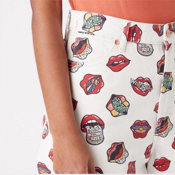 Wrangler Barrel 652 High Rise Read My Lips Jeans NWT - Picture 4 of 16